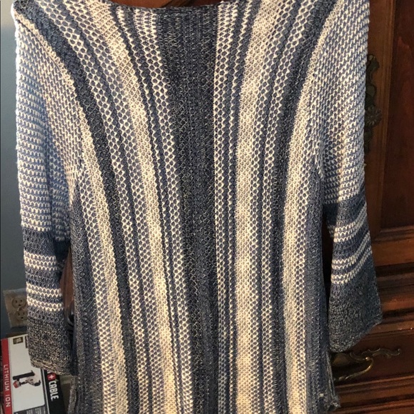 Light weights sweater New Direction - Picture 3 of 4